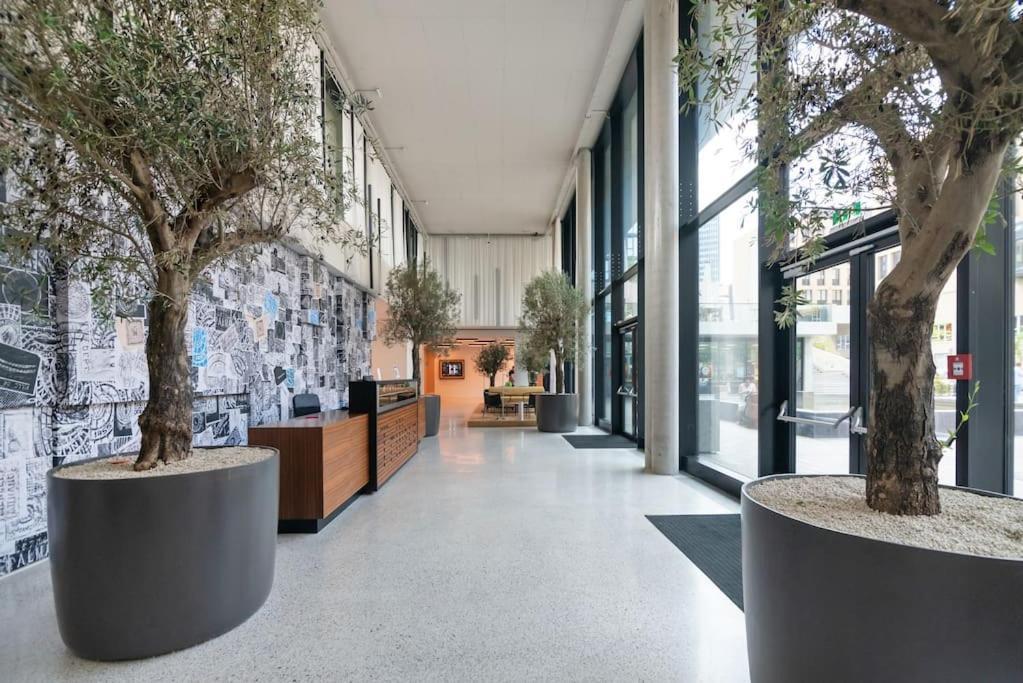 Hoch Hinaus, Neu Und Stilvoll Mit Pool Am Dach Leilighet Wien Eksteriør bilde